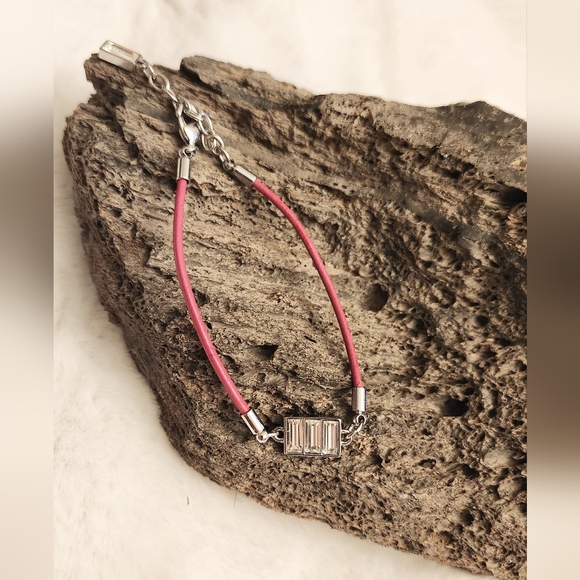 Lia Sophia "Parfait" Strawberry Cut Crystals bracelet - Picture 7 of 9